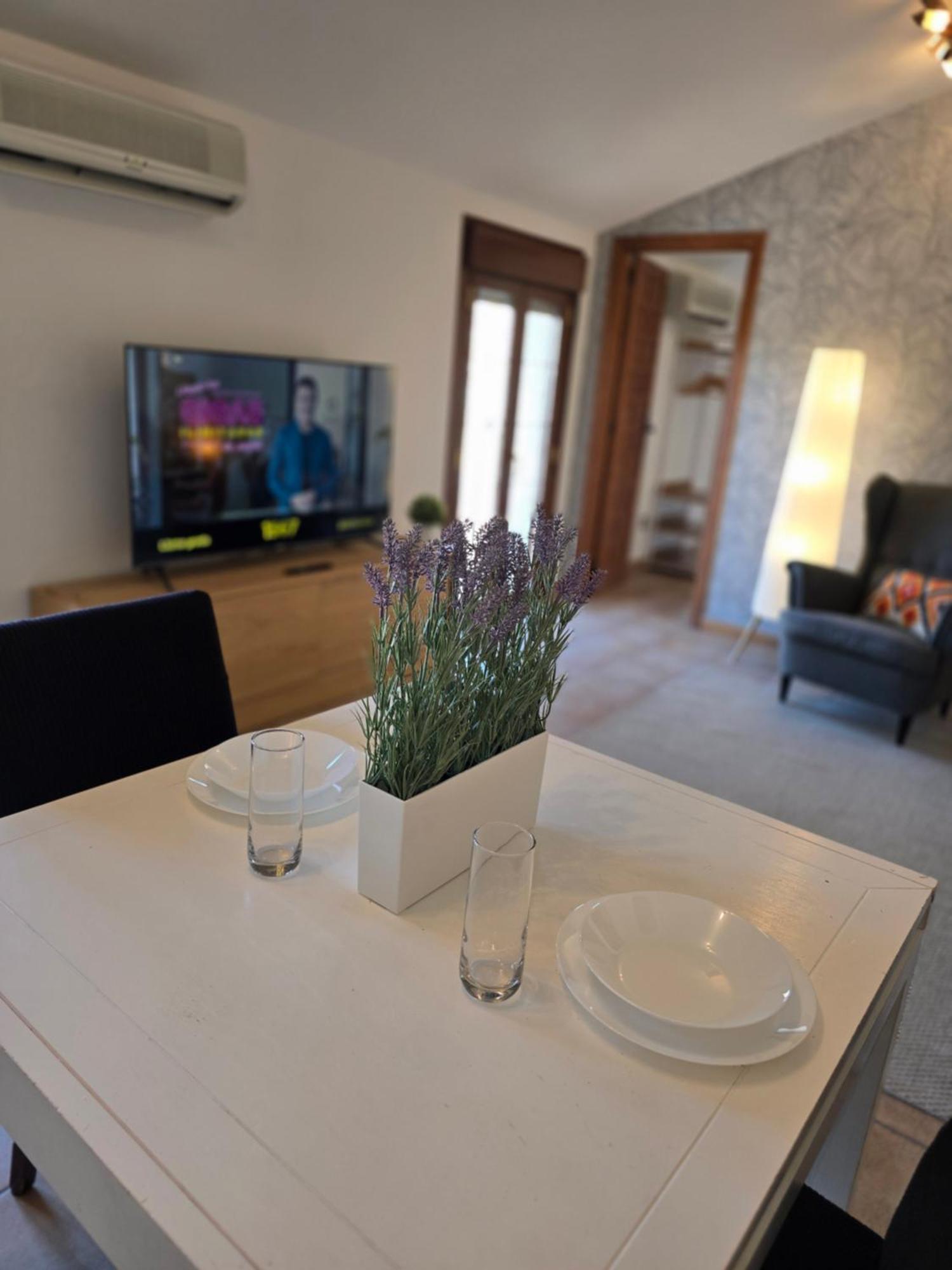 Hotel Puerta Del Arco Tudela de Duero ภายนอก รูปภาพ