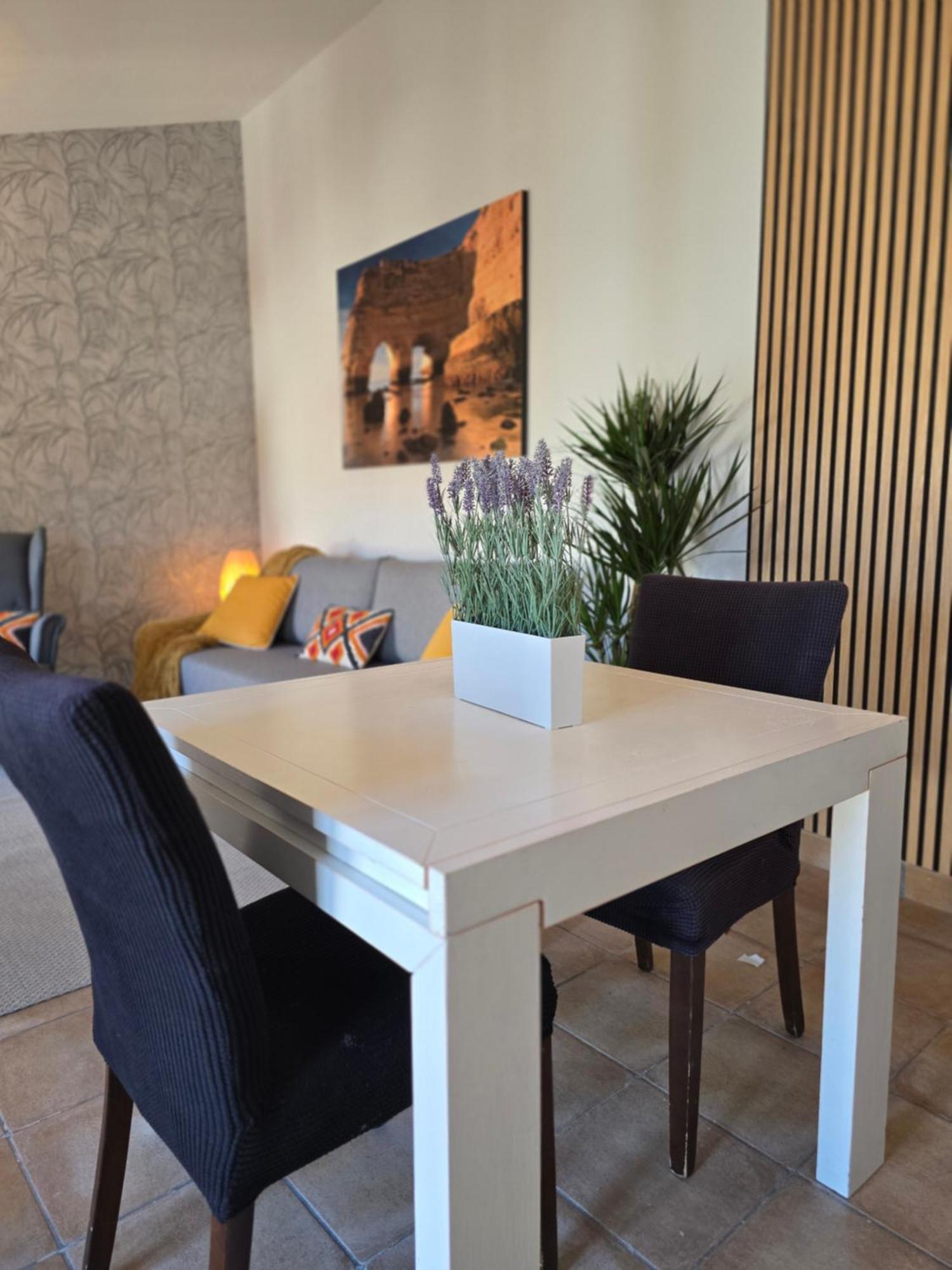 Hotel Puerta Del Arco Tudela de Duero ภายนอก รูปภาพ