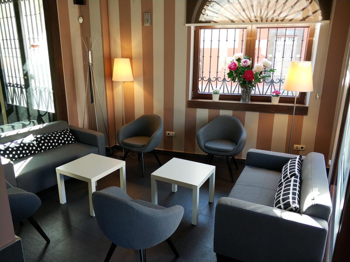 Hotel Puerta Del Arco Tudela de Duero ภายนอก รูปภาพ
