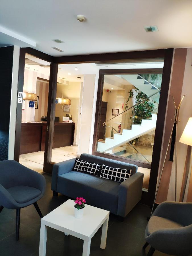 Hotel Puerta Del Arco Tudela de Duero ภายนอก รูปภาพ